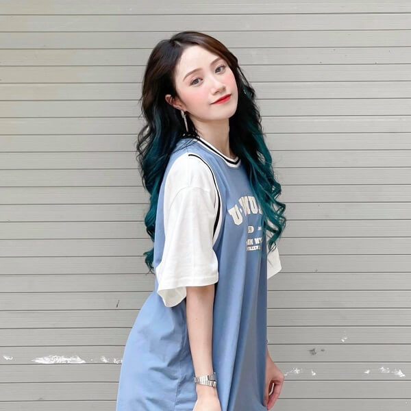 Đào Lê Phương Hoa xinh đẹp