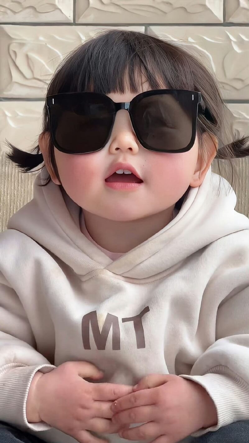 Hình nền em bé đang ngủ say giấc